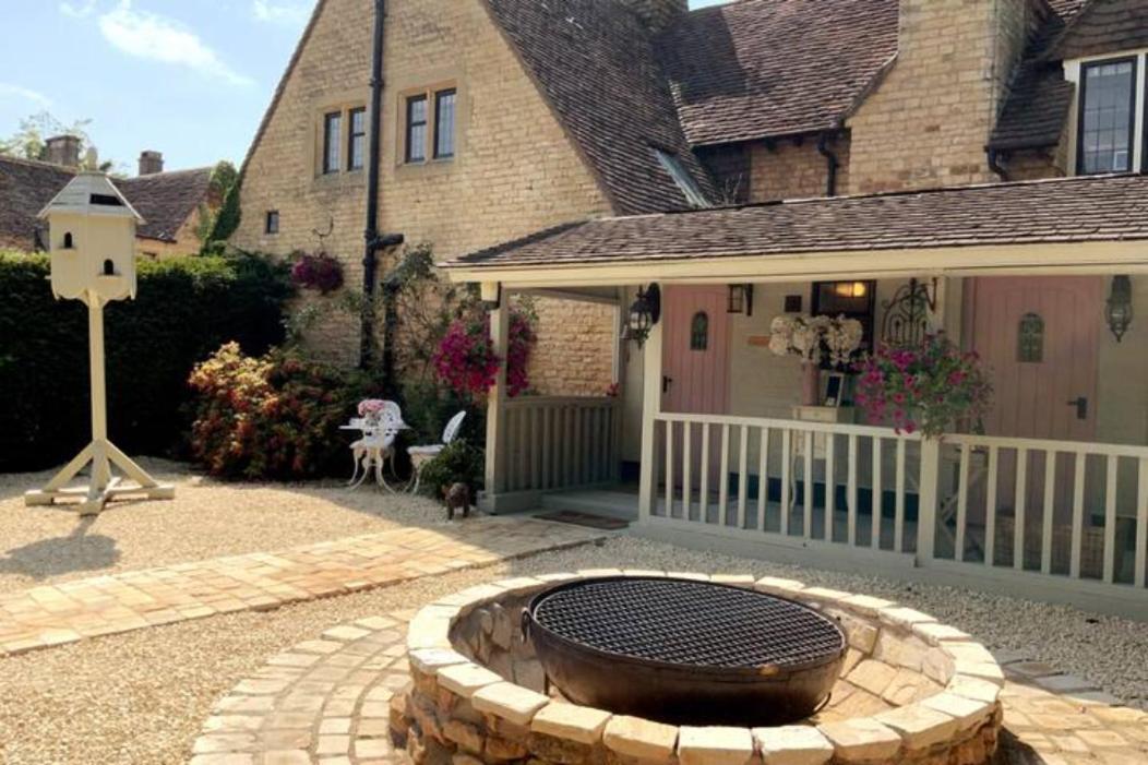 Piglet Lodge Pebworth Exterior foto